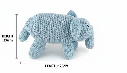 Size infographic of a blue crochet elephant showing 24cm height and 28cm length