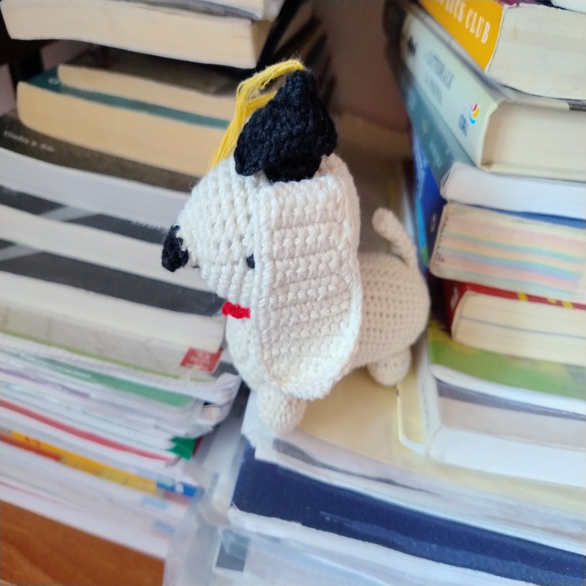 Handmade crochet graduation dog amigurumi books academic setting artisan gift graduate